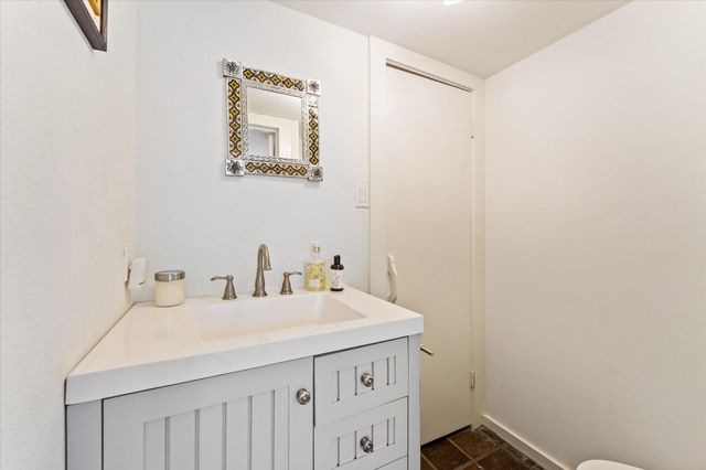 408 W 33rd Street, Houston, TX 77018