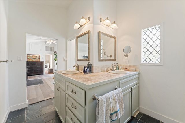 408 W 33rd Street, Houston, TX 77018