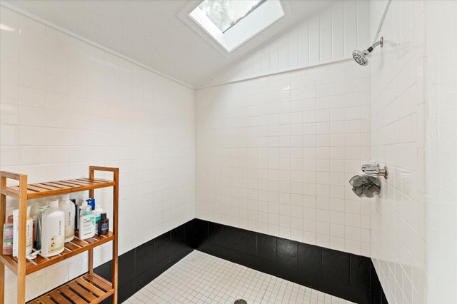 408 W 33rd Street, Houston, TX 77018