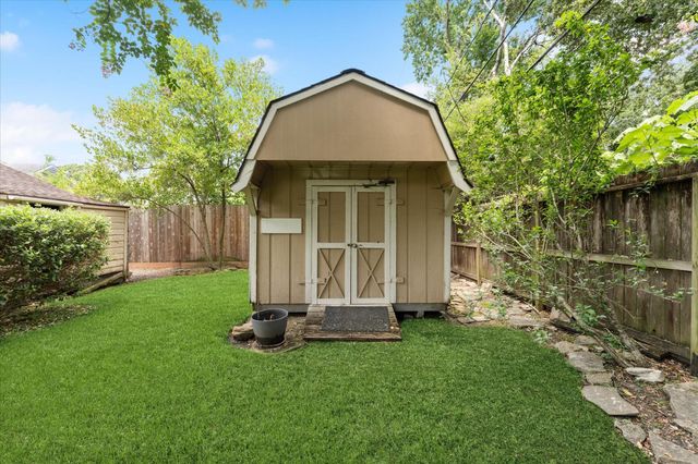 408 W 33rd Street, Houston, TX 77018