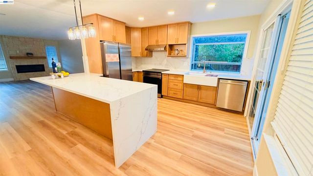 174 Cheltenham Pl, San Jose, CA 95139