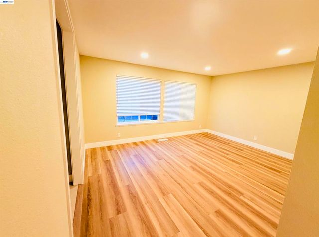 174 Cheltenham Pl, San Jose, CA 95139