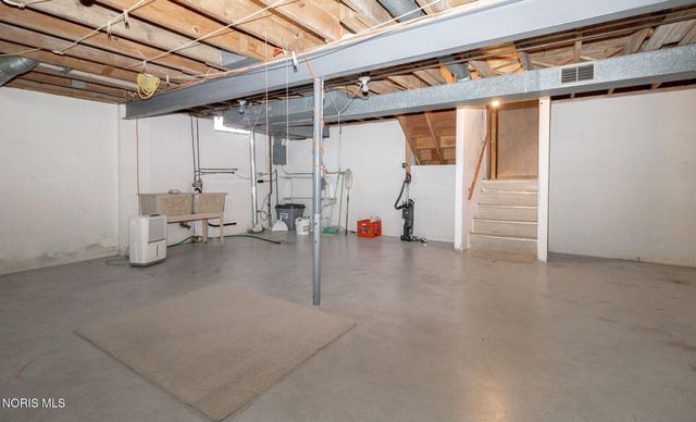 5513 San Pedro Drive, Toledo, OH 43612