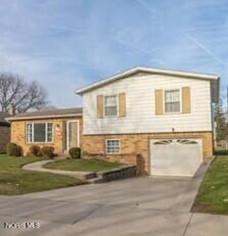 5513 San Pedro Drive, Toledo, OH 43612