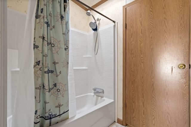 283 Cedar Lane, Rockaway Beach, MO 65740