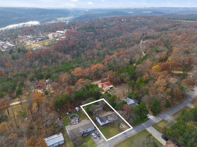 283 Cedar Lane, Rockaway Beach, MO 65740