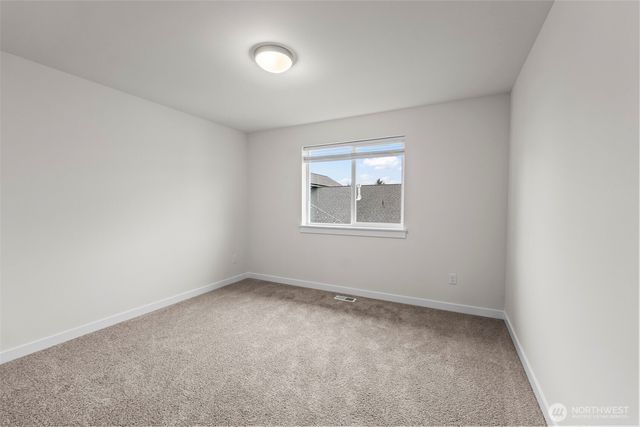 3189 Roosevelt Avenue, Enumclaw, WA 98022