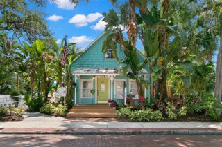 135 4TH AVENUE N, Safety Harbor, FL 34695