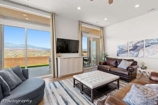 4944 W 3175 S, Hurricane, UT 84737