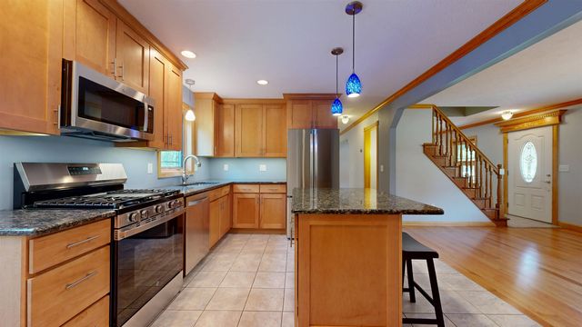 153 Sand Hill Road, Essex, VT 05452