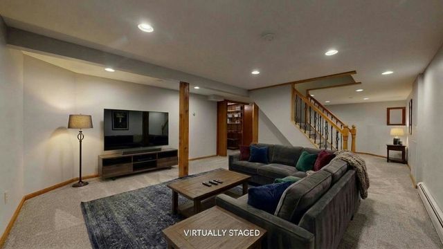 153 Sand Hill Road, Essex, VT 05452