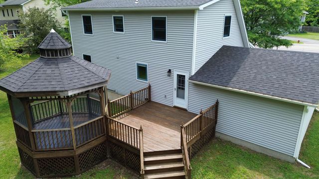 153 Sand Hill Road, Essex, VT 05452