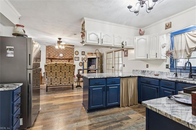 700 Pelham DR, Newport News, VA 23608