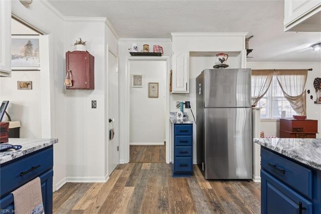 700 Pelham DR, Newport News, VA 23608