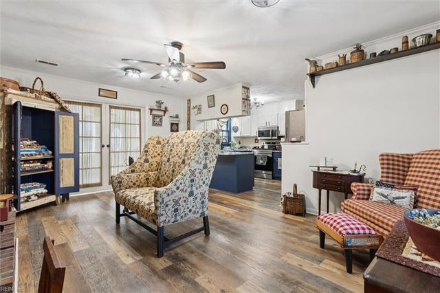 700 Pelham DR, Newport News, VA 23608