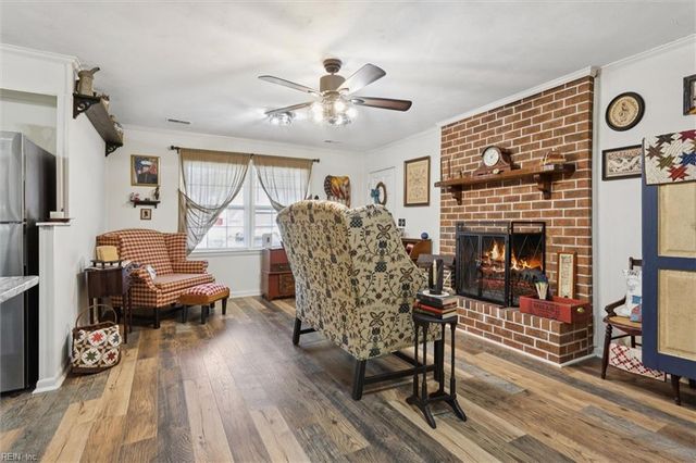 700 Pelham DR, Newport News, VA 23608