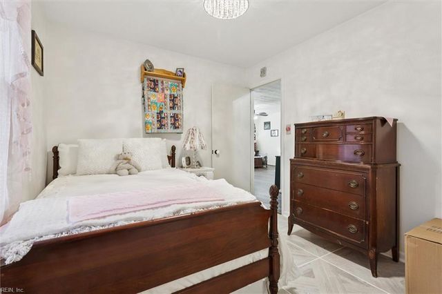 700 Pelham DR, Newport News, VA 23608