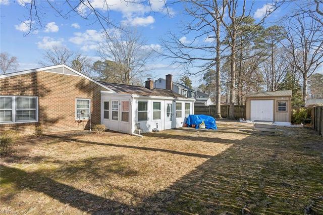 700 Pelham DR, Newport News, VA 23608