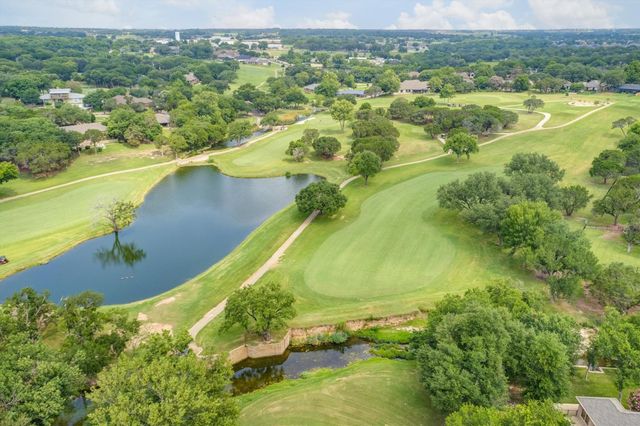 5232 Country Club Drive, Granbury, TX 76049