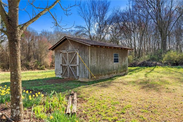 389 Snow Creek Road, Seneca, SC 29678