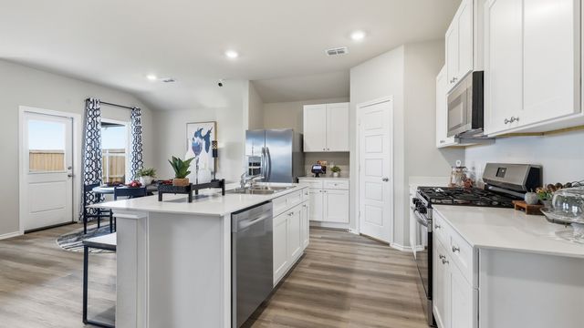 1778 LEEVON Lane, Fort Worth, TX 76140