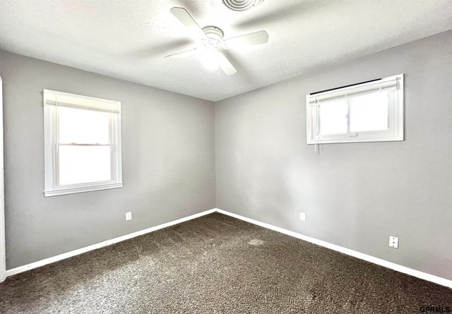 2326 N 67 Street, Omaha, NE 68104