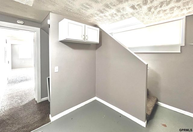 2326 N 67 Street, Omaha, NE 68104