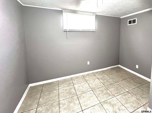 2326 N 67 Street, Omaha, NE 68104