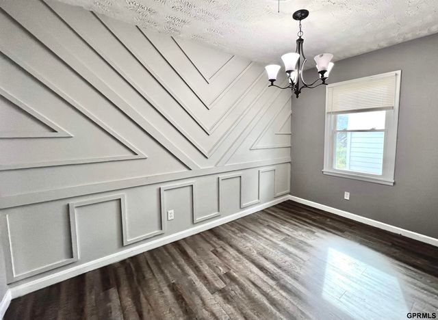 2326 N 67 Street, Omaha, NE 68104