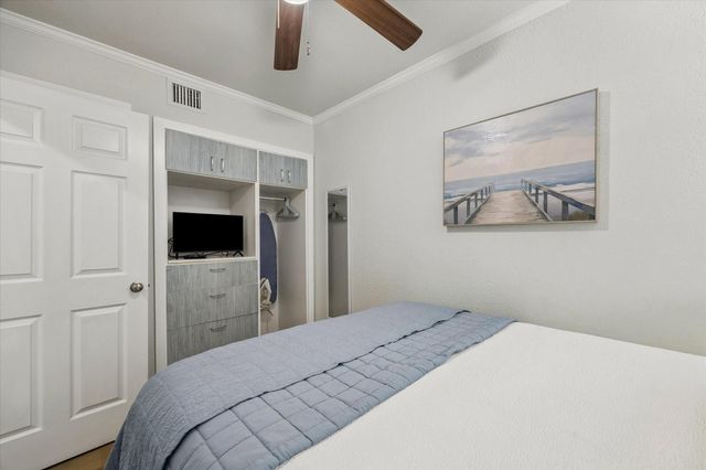 6102 Seawall Boulevard 190, Galveston, TX 77551