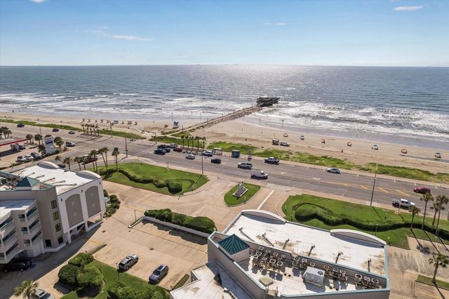 6102 Seawall Boulevard 190, Galveston, TX 77551