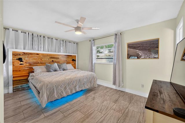 1885 FAYETTEVILLE AVENUE, Deltona, FL 32725