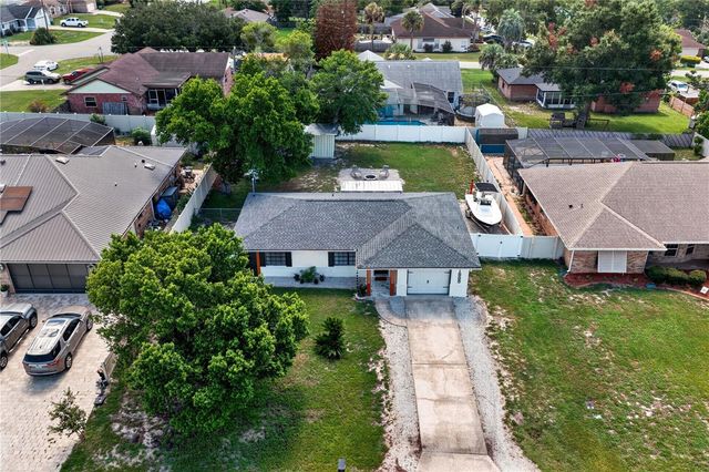 1885 FAYETTEVILLE AVENUE, Deltona, FL 32725