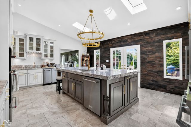 1565 Village Walk Drive, Zionsville, IN 46077