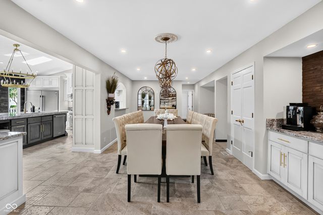 1565 Village Walk Drive, Zionsville, IN 46077