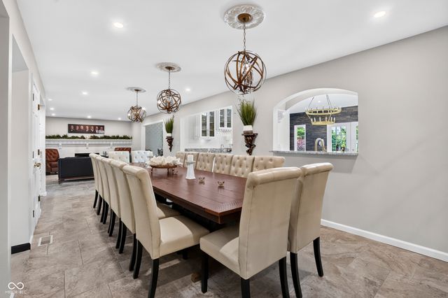 1565 Village Walk Drive, Zionsville, IN 46077