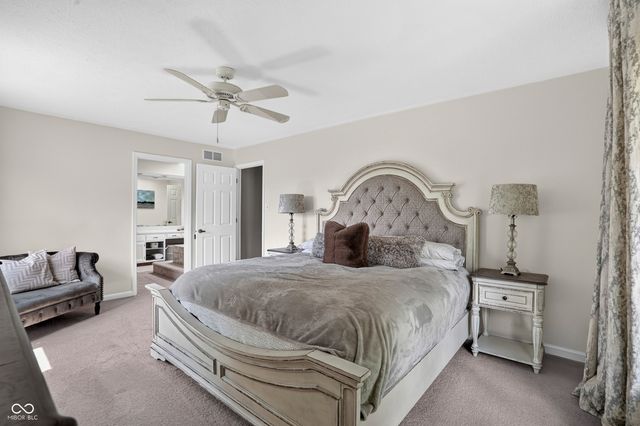 1565 Village Walk Drive, Zionsville, IN 46077