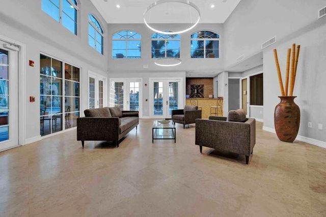 11024 Legacy 104 Drive 104, Palm Beach Gardens, FL 33410