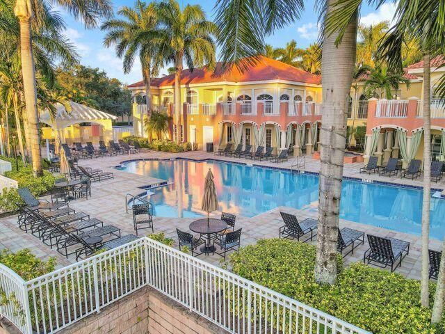 11024 Legacy 104 Drive 104, Palm Beach Gardens, FL 33410