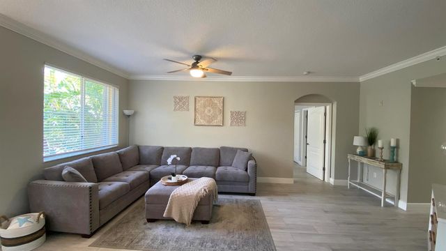 11024 Legacy 104 Drive 104, Palm Beach Gardens, FL 33410
