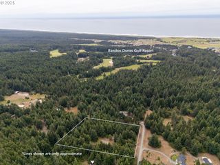 88864 SHIRLEY Ln, Bandon, OR 97411