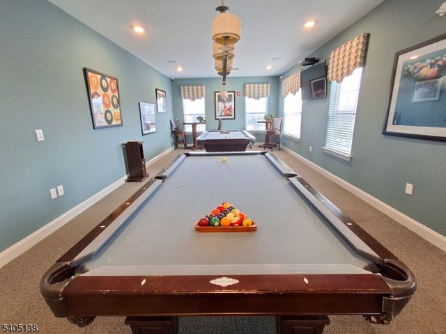 16 Puchala Dr, Sayreville Boro, NJ 08859