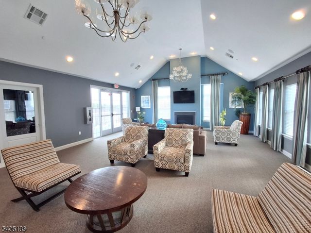 16 Puchala Dr, Sayreville Boro, NJ 08859