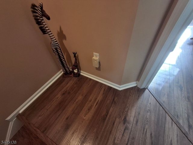 16 Puchala Dr, Sayreville Boro, NJ 08859