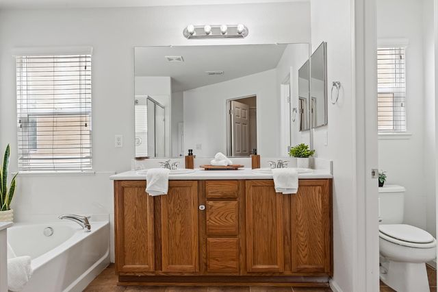 1804 Rancho Encantado Ct, Modesto, CA 95358