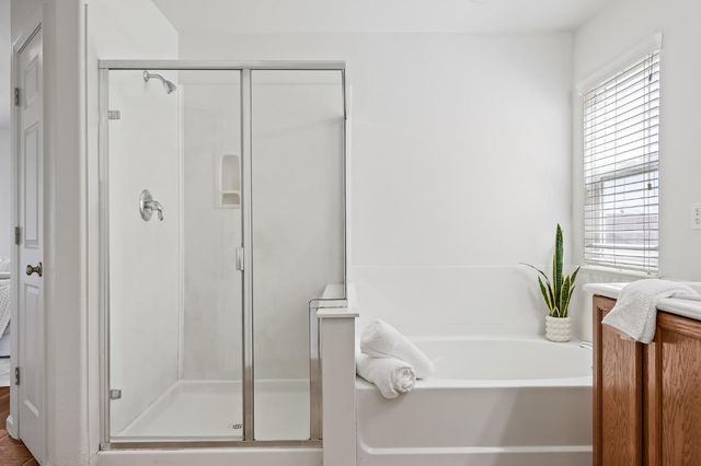 1804 Rancho Encantado Ct, Modesto, CA 95358