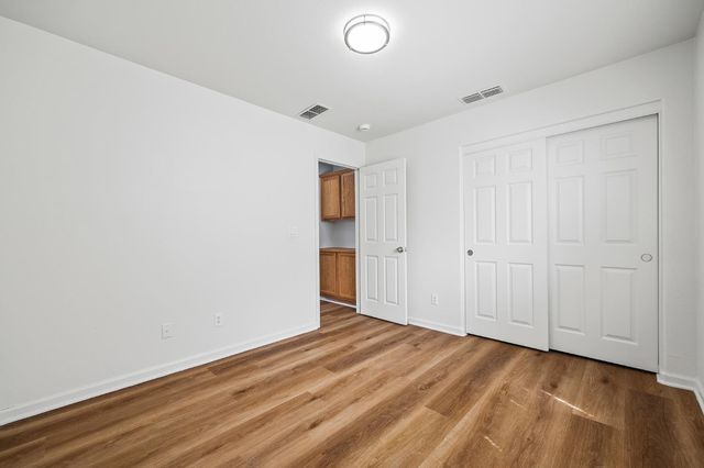 1804 Rancho Encantado Ct, Modesto, CA 95358