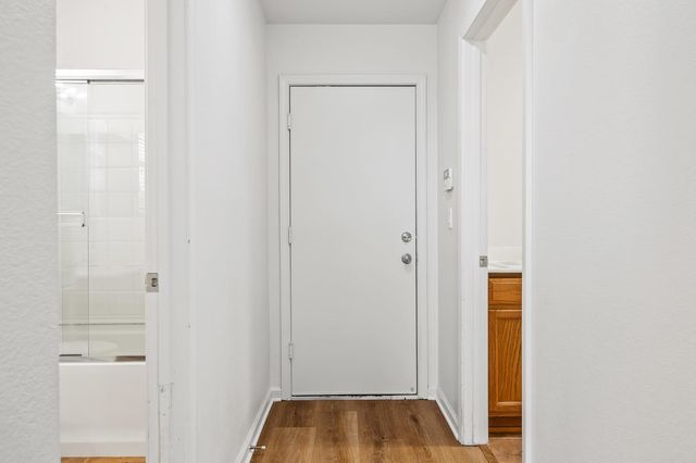 1804 Rancho Encantado Ct, Modesto, CA 95358