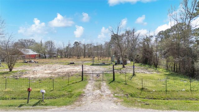 1916 Iron Ore Drive, Huffman, TX 77336