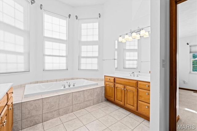 7812 White Tail Circle, Waterloo, IL 62298